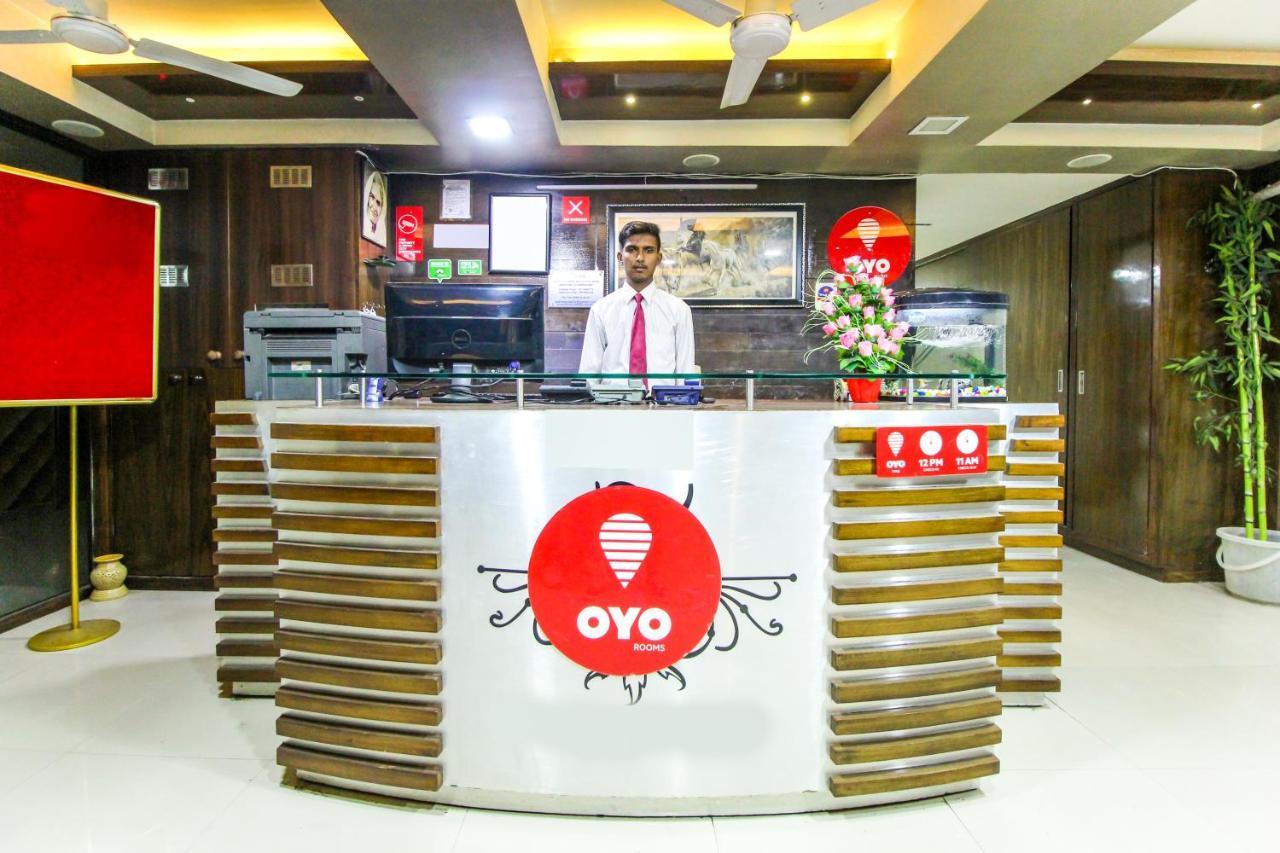 Hotel Seven Ahmedabad Esterno foto